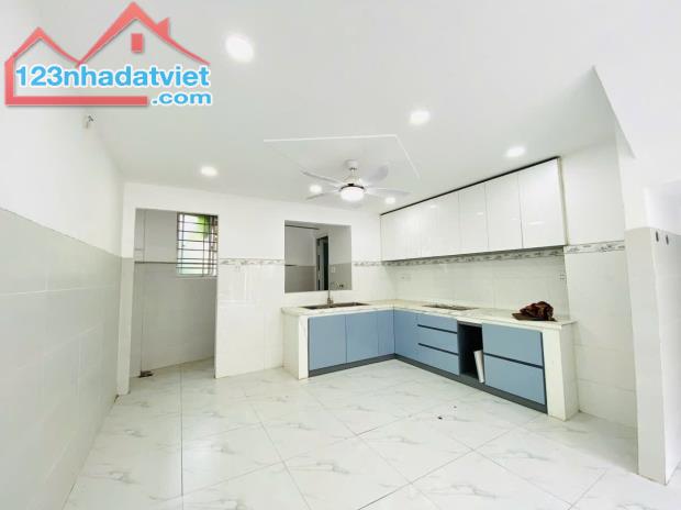 ✅ GIÁ BÁN : 6 TỶ Nhỉnh  ✅ NHÀ HẺM XE HƠI NGAY ĐẶNG VĂN BI TRUNG TÂM THỦ ĐỨC - 2