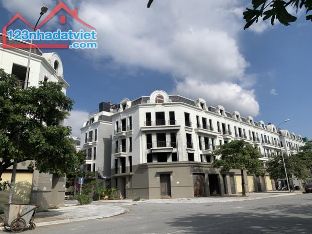 Bán căn GÓC MẶT PHỐ Thuận An Hải Phát mặt đường trục chính 30m view hồ 13ha, hàng hoa hậu