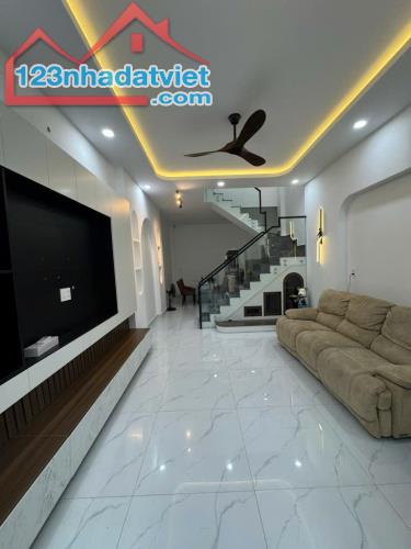 NHÀ ĐẸP - GIÁ ĐẦU TƯ CHính Chủ Cần Bán Nhanh Nhà Tại Phường An Lạc , Bình Tân, HCM - 2