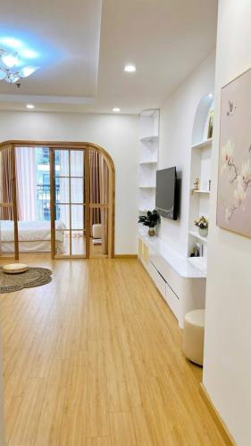 SIÊU PHẨM EM GÁI PHỐ HUẾ_HAI BÀ TRƯNG_TIẾP GIÁP HOÀN KIẾM - 1