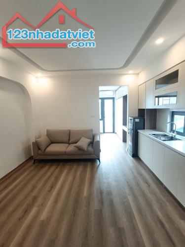 🏢 BÁN NHÀ NGÕ 63 TRẦN QUỐC VƯỢNG – 97M² – MẶT TIỀN 8.4M – 13 PHÒNG – GIÁ 11.6 TỶ - 1