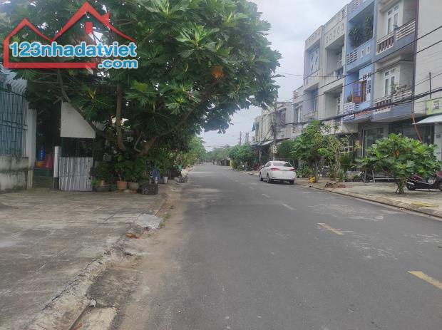 Bán lô đất mặt tiền đường Lương Thế Vinh phường 8 cũ TP Tuy Hoà giá rẻ bèo - 2