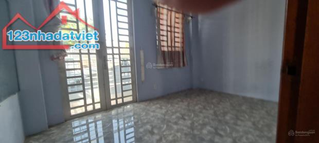 BÁN NHÀ DƯƠNG BÁ TRẠC QUẬN 8 ,KHU SẦM UẤT BẬC NHẤT - 50M2 X3 TẦNG- 5PN - NHỈNH 4 TỶ. - 1