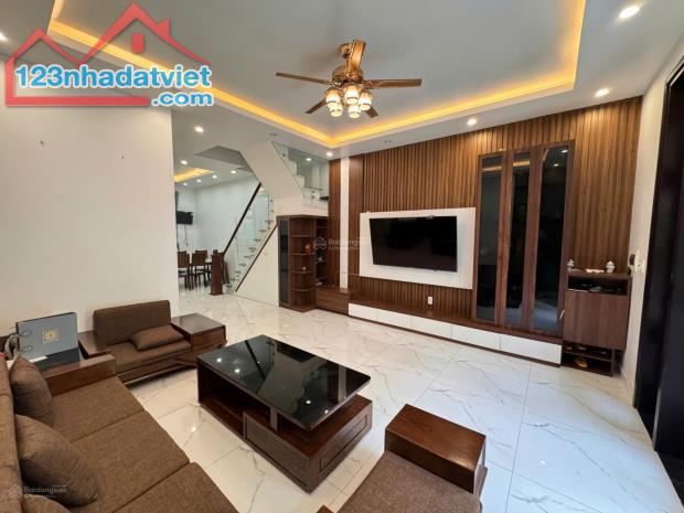 CHÍNH CHỦ BÁN CĂN BIỆT THỰ LIỀN KỀ TẠI KHU HẢI ÂU 2 KĐT VINHOMES MARINA HẢI PHÒNG - 2