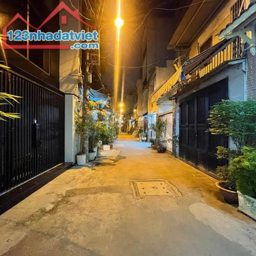 Chỉ 4.39 tỷ giao chìa khóa nhà 4 tầng đẹp 4x17m, Trần Văn Mười. - 3