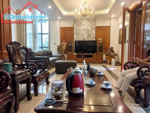 BÁN BIỆT THỰ VIP KĐT MỸ ĐÌNH - HÀ NỘI - DT 200M2 - 4 TẦNG - 3