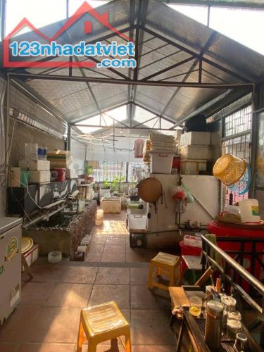 Bán nhà Dương Quảng Hàm, Cầu Giấy 42m2 x 5 tầng, giá 8,1 tỷ, cực gần phố - 4