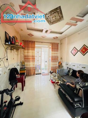 🏡 NHÀ ĐẸP GIÁ TỐT GÒ VẤP – SỔ VUÔNG VỨC – 2PN – VÀO Ở NGAY – CHỈ 4.39 TỶ! - 1