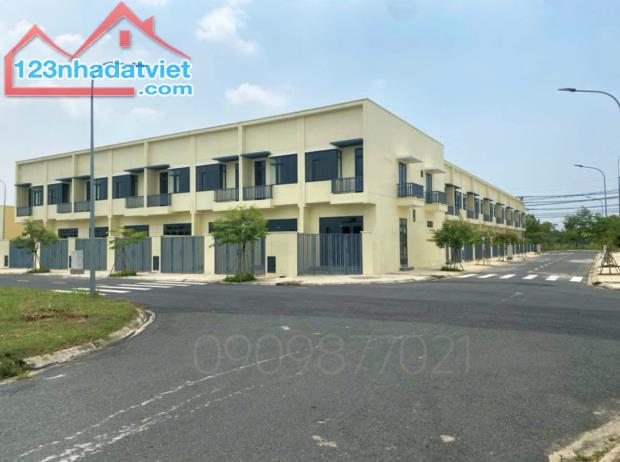 NHÀ PHỐ PHONG CÁCH CÁCH CHÂU ÂU TẠI TÂY NINH - 
THANH TOÁN 330 TRIỆU SỔ HỒNG TRAO TAY - 1