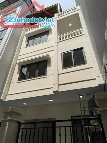 BÁN NHÀ ĐẸP 5 TẦNG TẠI THỤY KHUÊ – TÂY HỒ, 60M² – GIÁ NHỈNH 10 TỶ