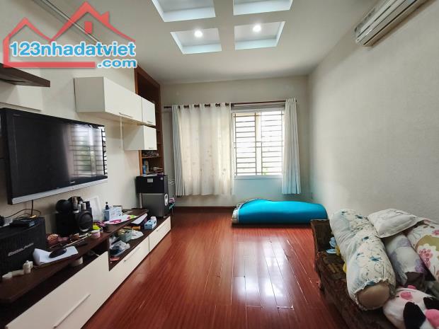 BÁN NHÀ Q7 TRẦN XUÂN SOẠN - DIẸN TÍCH LỚN GIÁ HỢP LÍ - 1