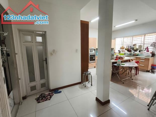 BÁN NHÀ Q7 TRẦN XUÂN SOẠN - DIẸN TÍCH LỚN GIÁ HỢP LÍ - 2