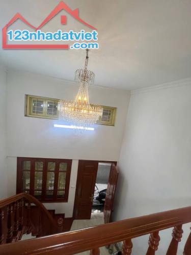 Tôi bán nhà riêng 5 tầng chính chủ Nguyễn Lương Bằng DT 30m giá 7.1 tỷ
