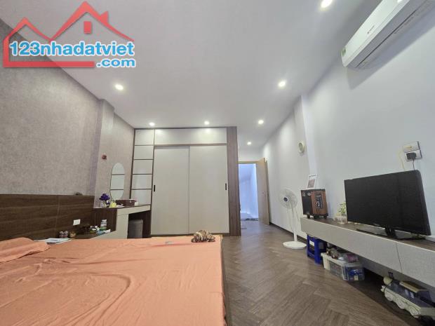 BÁN NHÀ LÁNG HẠ , ĐỐNG ĐA 47m2*7 Tầng NHÀ ĐẸP - THANG MÁY - NGÕ TO - GARA Ô TÔ - GẦN PHỐ - 3
