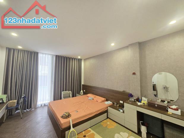 BÁN NHÀ LÁNG HẠ , ĐỐNG ĐA 47m2*7 Tầng NHÀ ĐẸP - THANG MÁY - NGÕ TO - GARA Ô TÔ - GẦN PHỐ - 4