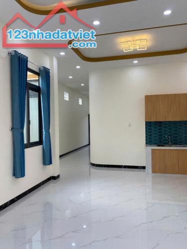 NHÀ THỔ CƯ ĐƯỜNG XE 16 CHỖ KHU SOS PHÚ NHUẬN - 1
