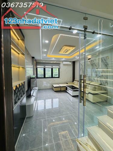Nhà Bán 61m2 giá 6 tỷ 590 - 4