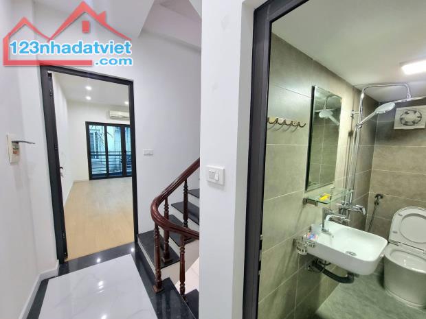 BÁN NHÀ QUỲNH LÔI, HAI BÀ TRƯNG, NHÀ ĐẸP VỀ Ở NGAY, CHỦ THIỆN CHÍ, XUNG QUANH TIỆN ÍCH BẠT - 3
