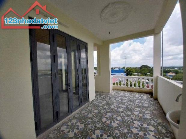 🌟 SIÊU PHẨM NHÀ 5 TẦNG – SÂN RỘNG NHƯ BIỆT THỰ – GẮN SẴN ĐIỆN NĂNG LƯỢNG MẶT TRỜI – GIÁ - 4