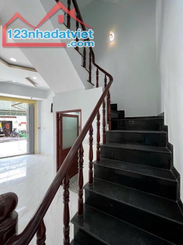 Cơ hội Hiếm kinh doanh nhà 2 MTLý Đạo Thành, P16 Q8. Dòng tiền cực tốt. DT62m2. Giá chỉ6.4 - 3