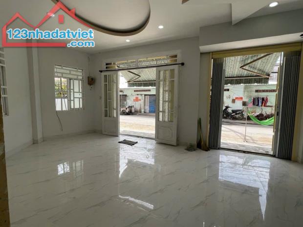 Cơ hội Hiếm kinh doanh nhà 2 MTLý Đạo Thành, P16 Q8. Dòng tiền cực tốt. DT62m2. Giá chỉ6.4 - 4