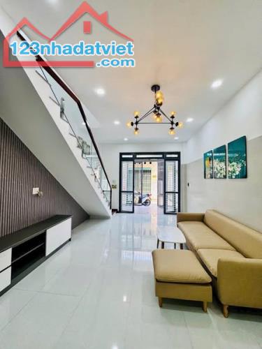 Gần chợ Vườn Lài ngã tư ga hẻm ô tô nhà ngon vào ở ngay nhìn là thích - 2