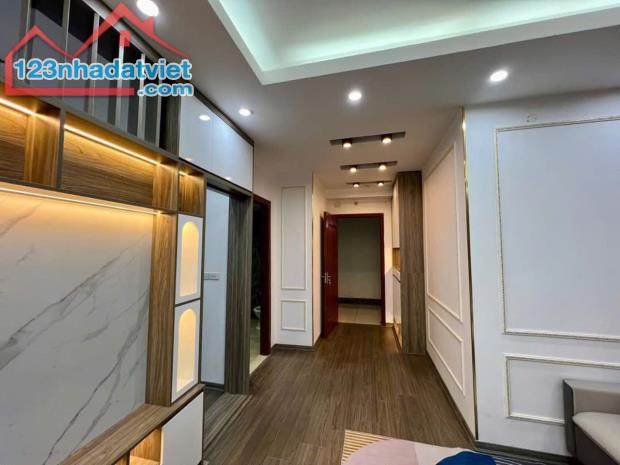 Duy nhất căn giá cực tốt tầng đẹp tòa CT8 Đại Thanh 55m TK 2PN, sổ đỏ, giá 2.49 tỷ - 4