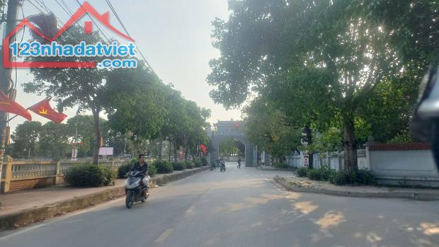 Đất Hội Phụ, Đông Hội, 120m2, ô tô 7 chỗ vào đất, cách ô tô tránh 10m, 9 tỷ 0976285499 - 1