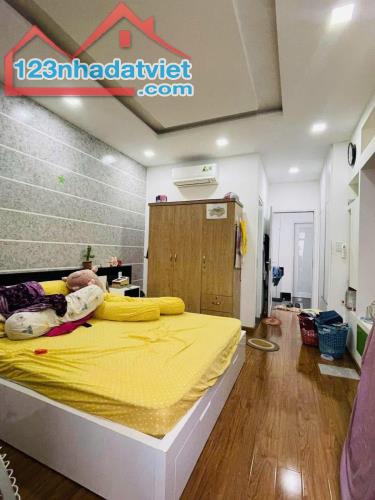 Bán nhà Hẻm Hoàng Hoa Thám, giao Nguyễn Thượng Hiền, 4x20m, 4 Tầng, 5PN, 9.5 tỷ. - 4