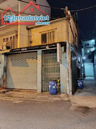 Siêu Phẩm Ngay Hoàng Diệu 2, Đại Học Ngân Hàng Đường 10m - 1
