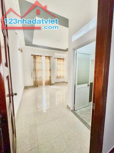 NHÀ 4 TẦNG MẶT TIỀN HIỆP THÀNH 07, Q12 NGAY LÊ VĂN KHƯƠNG CHỈ 7,5 TỶ! - 3