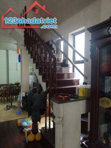 BÁN BIỆT THỰ CẦU GIẤY – 118M², 5 TẦNG, MẶT NGÕ Ô TÔ TRÁNH, BẢO VỆ 24/24, GIÁ 37 TỶ! - 2