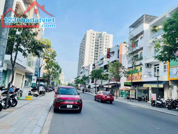 Bán nhà tttp đường Thích Quảng Đức -Nha Trang giá tốt gần biển - 4
