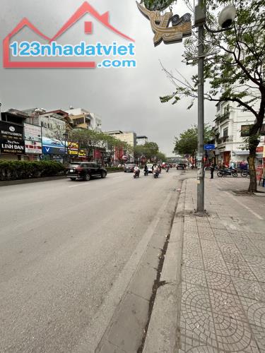 VIP VIP VIP - MẶT PHỐ NGUYỄN VĂN CỪ -  BÁN ĐẤT TẶNG 2 TÒA NHÀ 11 TẦNG + 7 TẦNG - MT ĐỈNH