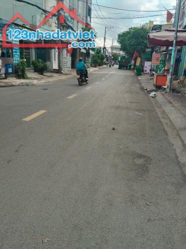 Bán nhà mặt tiền gần chợ, trường, KDC Phước Long B, Thủ Đức. Giá 4.9 tỷ - 1