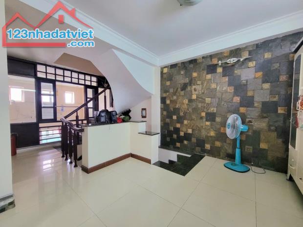 BÁN NHÀ CHÍNH CHỦ - MT DUY TÂN - P15 PHÚ NHUẬN - 6 TẦNG BTCT - GẤP BÁN ĐỊNH CƯ - TL MẠNH - 1