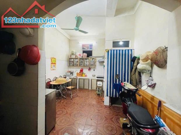 PHƯƠNG MAI - ĐỐNG ĐA - VIEW HỒ - Ô TÔ TRÁNH - Ô TÔ VÀO NHÀ - VỈA HÈ - HAI THOÁNG - KINH DO - 1