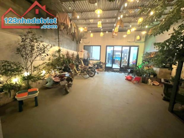 CHÍNH CHỦ CẦN BÁN GẤP NHÀ  ĐẸP SÂN VƯỜN, BỂ CÁ ÂU CƠ TT TÂY HỒ KD GARA Ô TÔ FULL NỘI THẤT - 1