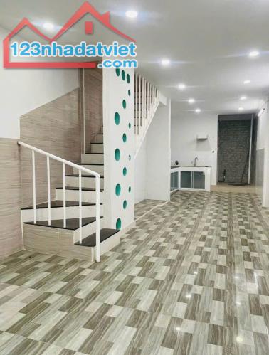 Cần tiền dưỡng già chủ cần gửi bán lại căn nhà ở BÀ ĐIỂM giá 690 triệu. sổ hồng riêng sẵn - 1