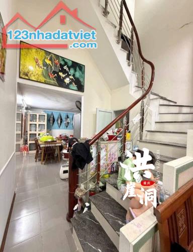 GẤP: BÁN 35M ĐẤT TẶNG NHÀ 3 TẦNG PHỐ MINH KHAI, NGÕ THÔNG, CÁCH Ô TÔ 5M; 4,99 TỶ
