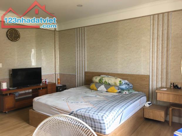 Giảm 15 tỷ về 11,5 tỷ! Bán Nhà Đường Trần Khắc Chân ( Hẻm 6m) Quận 1. DT: 3,9 x15 ( 3tấng) - 4