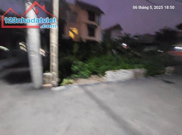Chủ nhờ bán 40m2, mt4.5m, lô góc, 2.7 tỷ, Đông Anh - 4