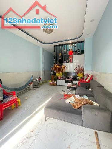 Siêu Phẩm Liên Khu 4-5 gần chợ Bình Thành hẻm 7m thông 100m2,4Tầng Nhỉnh 5 tỷ - 2