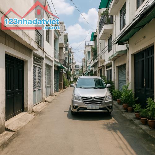 Nhà đẹp CMT8, hxh, diện tích 35m,  1 trệt 3 lầu, chỉ 5.x tỷ
