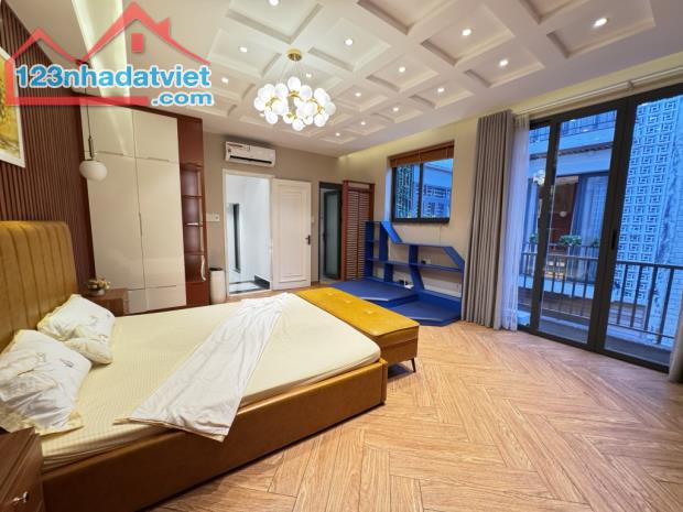 KHU PHỐ PHÂN LÔ ĐỒNG BỘ - NHÀ XÂY MỚI ĐỂ Ở FULL NỘI THẤT - VÀI BƯỚC CHÂN RA MẶT TIỀN NGẬP - 5