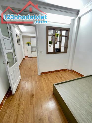 Bán căn 2Pn cực đẹp giá tốt 1ty630 tại ngõ 699 Giải Phóng, Hoàng Mai - 4