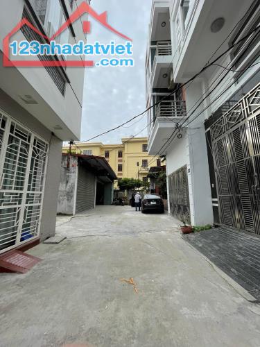 Bán lô đất ngay cạnh trường cấp 3 Hồng Bàng  80m giá chỉ có 3,1x tỷ  LH 0979087664 - 1