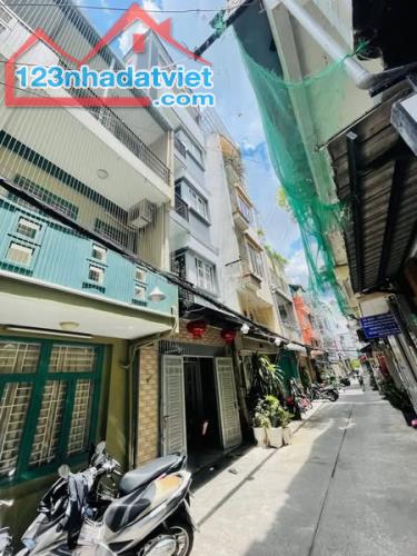 Nhà Đường Võ Văn Tần Phường 5 Quận 3.