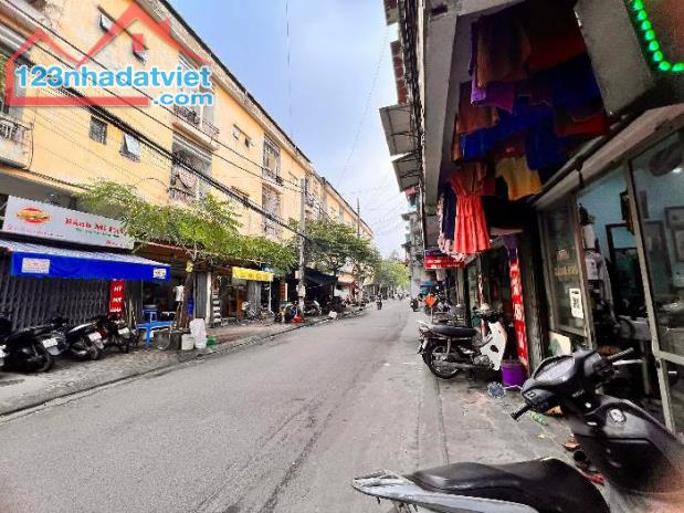 Bán Nhà 6 Tầng dt 41/42 Trần quý cáp , Đống Đa 5,6 tỷ