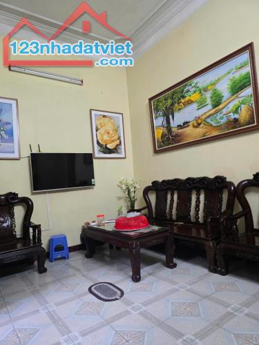 GỐC ĐỂ - 80m2 - 3 TẦNG - MT 6m - trên 14 tỷ có bớt. - 1